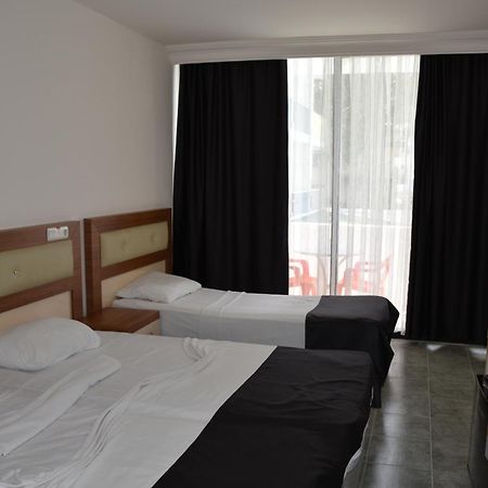 Viva Beach Hotel 阿拉尼亚 外观 照片